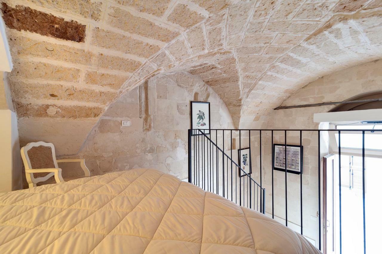 Dimora Dei Baroni Apartment Lecce Bagian luar foto