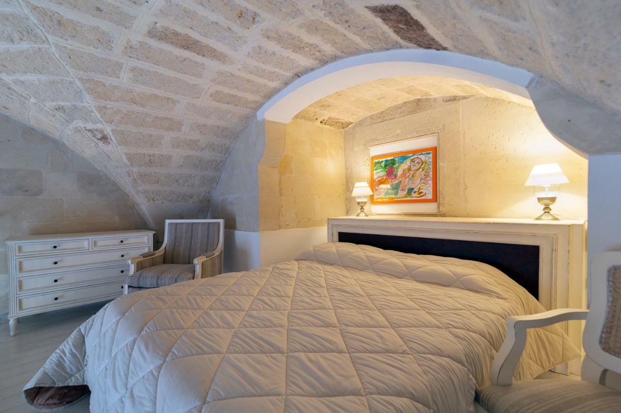Dimora Dei Baroni Apartment Lecce Bagian luar foto